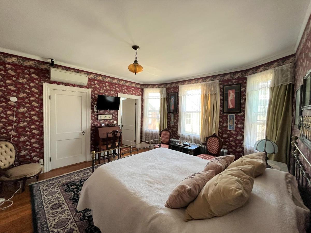 Munroe Inn Boutique Hotel Auburn Zimmer foto
